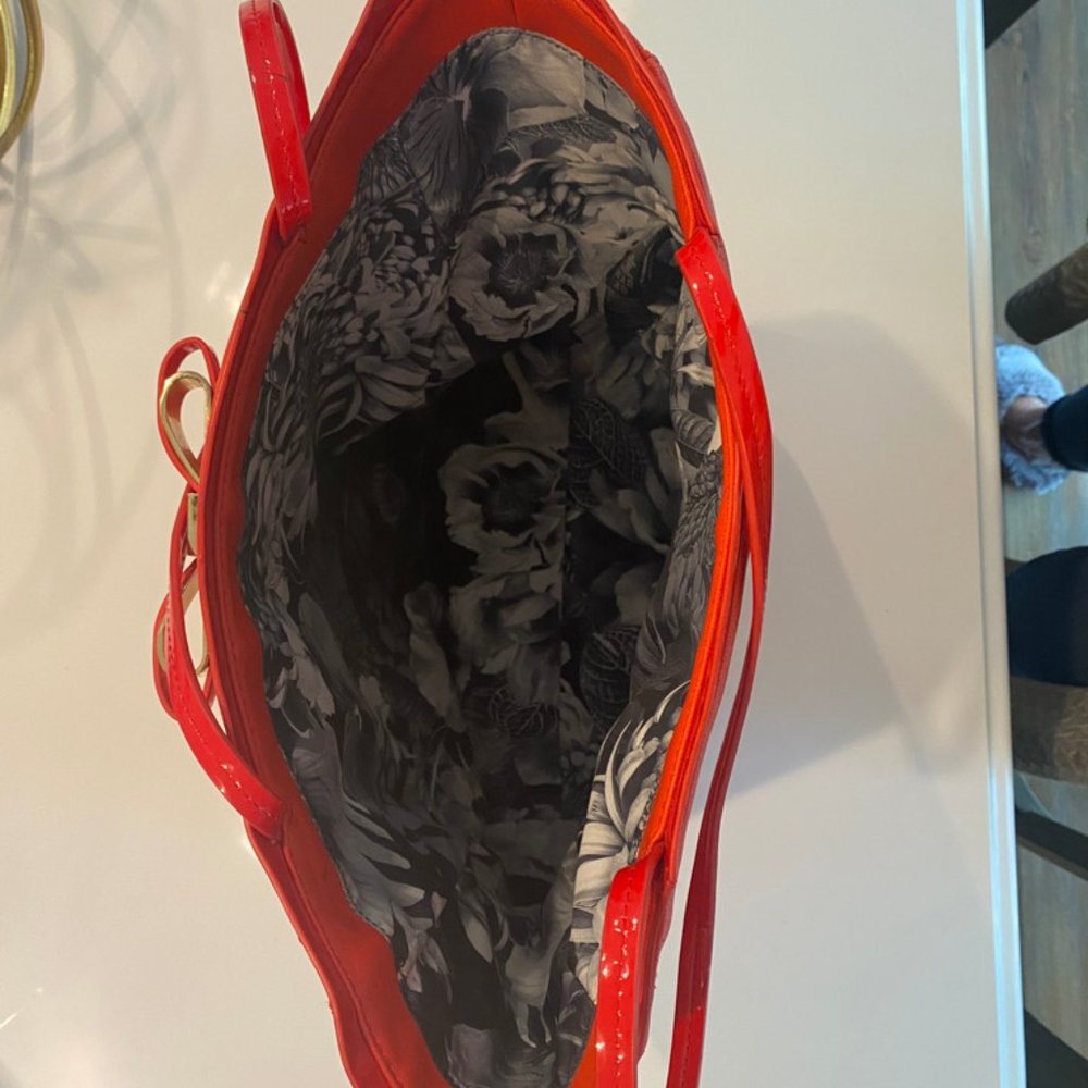 Ted Baker Red Saffiano Leather Icon Tote - Picture 5 of 7